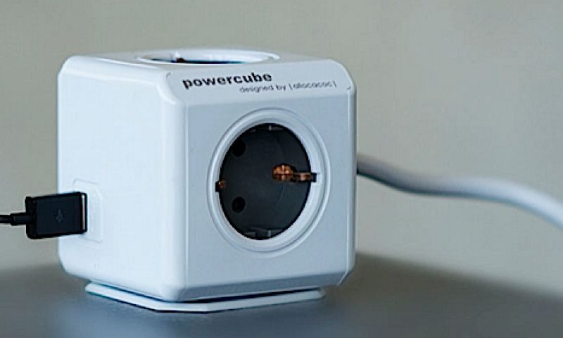 Voor 15 euro stop je 5 stekkers in een stekkerdoos