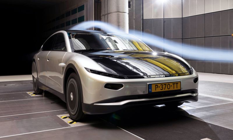 lightyear zonneauto meest aerodynamische auto zonnepanelen