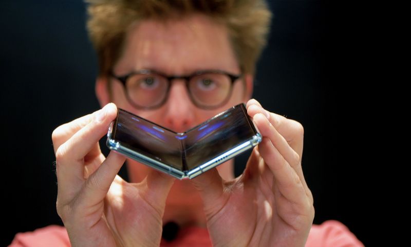 samsung galaxy fold opvouwbare smartphone telefoon nederland review