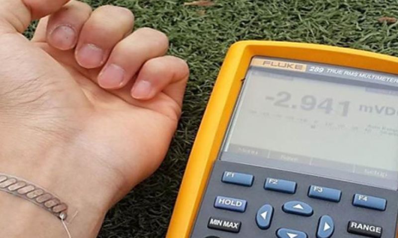 Smartwatches binnenkort opladen via je huid?