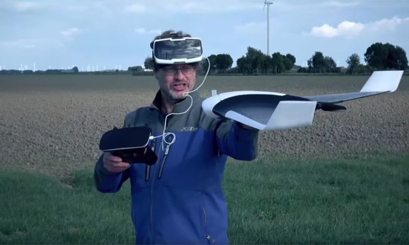 Uitpakparty: Parrot Disco, drone met vleugels