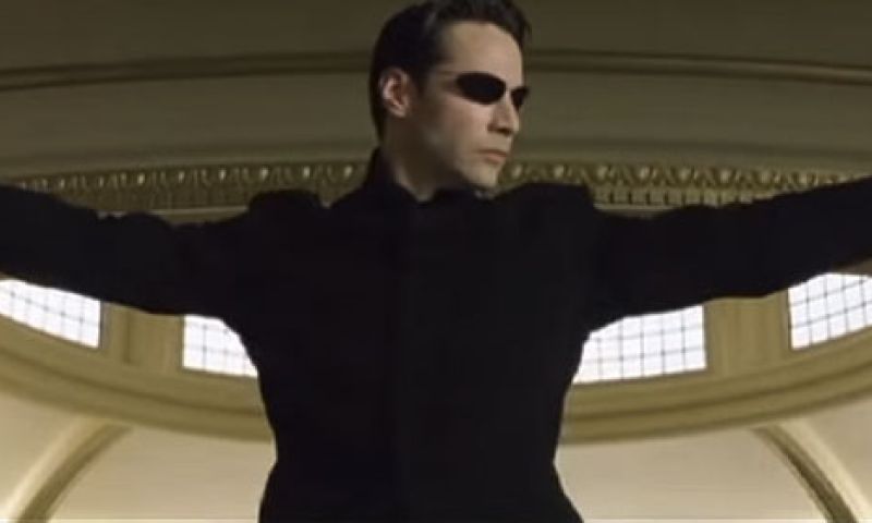 Video: 8-bit The Matrix