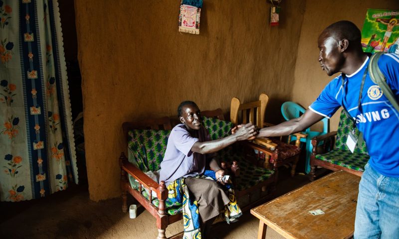 Ebay-oprichter stort half miljoen voor experiment met basisinkomen