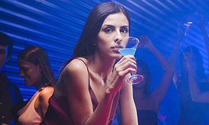 Veilig in de club met drugs detecterende nagels