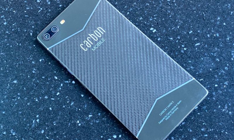 De Carbon 1 Mk II is een lichtgewicht smartphone van koolstof