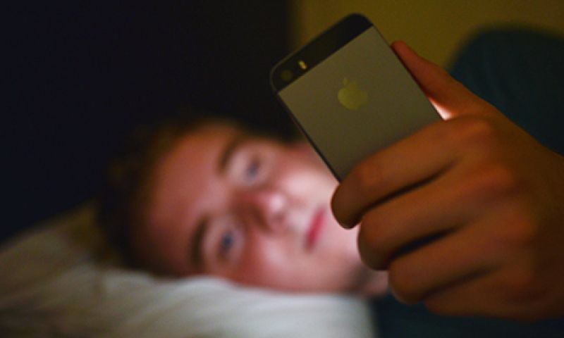 Zo meet je hoe vaak jij op je smartphone kijkt