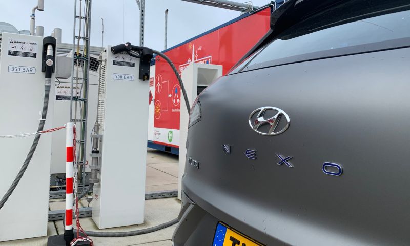 Hyundai Nexo waterstof auto nederland tanken waterstofstation