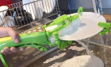 Thumbnail for article: Handig: deze afwasgadget spint je borden schoon