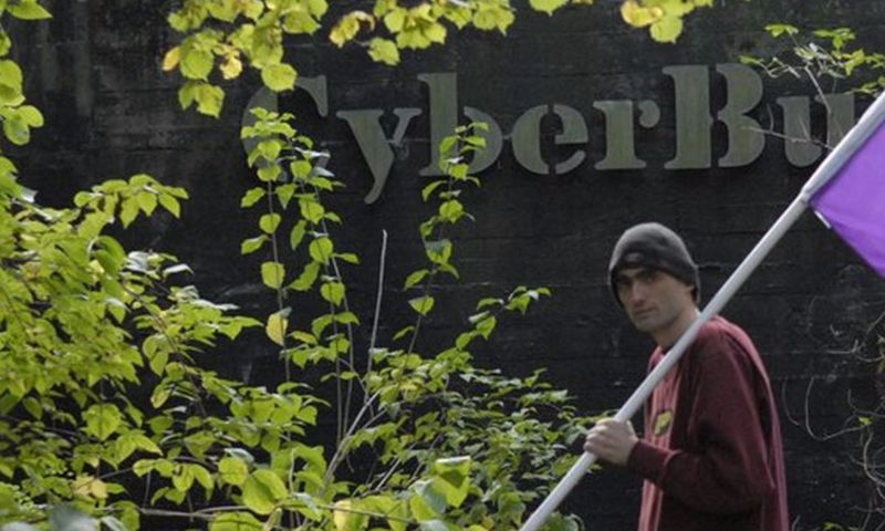 OM eist voorwaardelijke celstraf tegen verdachte grote DDoS-aanval