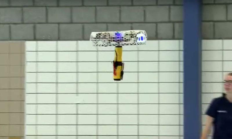 drones redden bij verdrinking zwembad badmeester