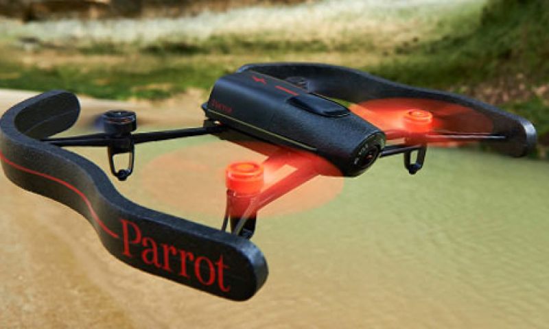 Drone die beeld naar VR-bril stuurt in december te koop