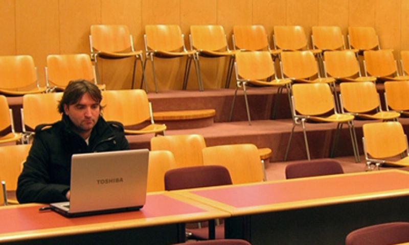 Tweets van deze Nederlandse journalist kosten 99 cent per week