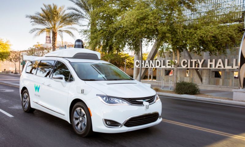 waymo google zelfrijdende auto autonome elektrische taxi