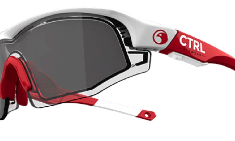 Nederlandse e-zonnebril wisselt razendsnel van tint