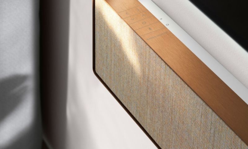 © Bang & Olufsen