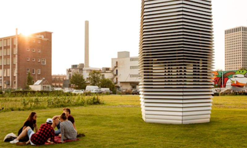 De smogtoren van Daan Roosegaarde staat in Rotterdam