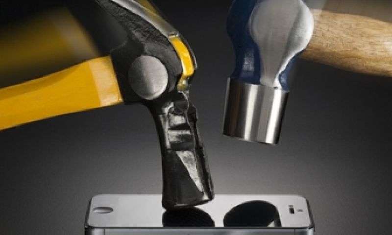 Gebarsten scherm telefoon snel verleden tijd