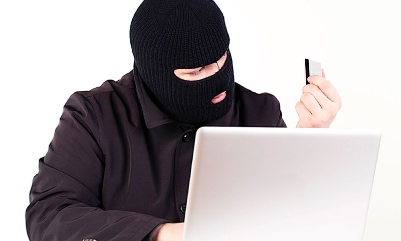 'Millennials trappen vaker in cyberoplichting dan senioren'