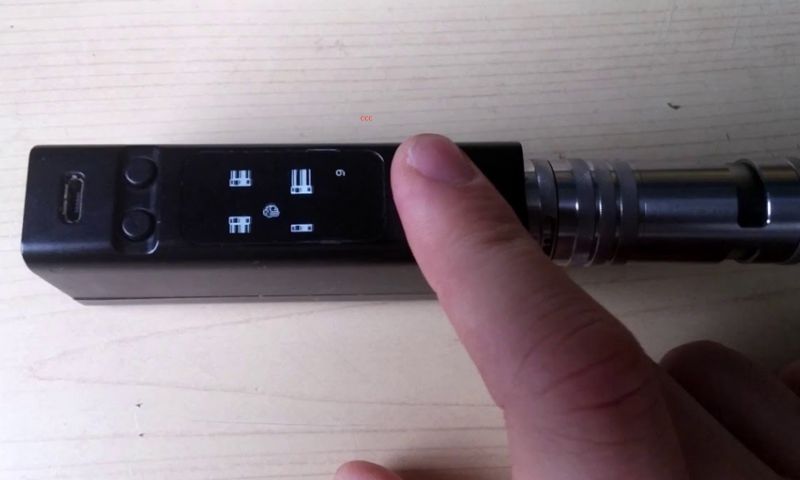 2 verslavingen in 1: Flappy Bird op een sigaret