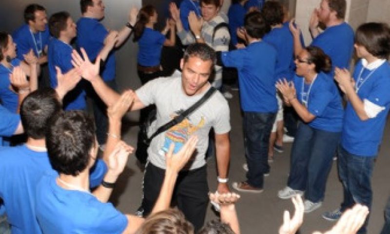 Nederlanders ook in de rij voor de iPhone 4