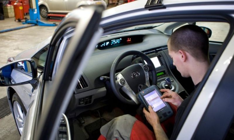 'Automobilist moet zelf beslissen over data van auto'