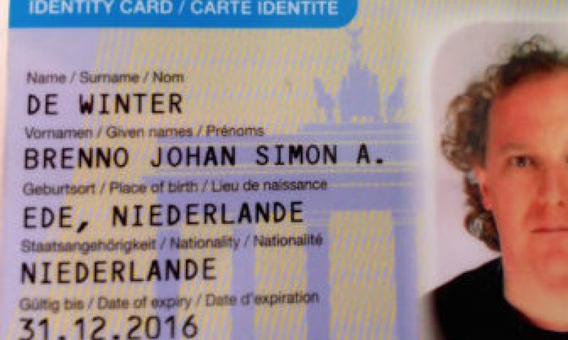 Met een fake id-kaart kom je gewoon overal binnen