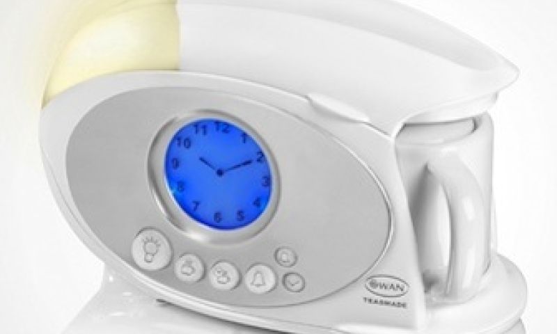 Snoozen met een kop thee