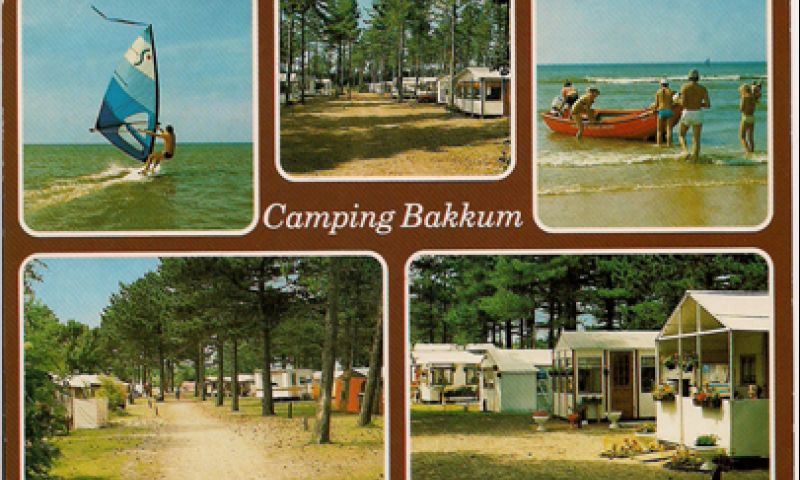 Vakantietest '95 vs '15: de Facebook-post vs. het ansichtkaartje (10)