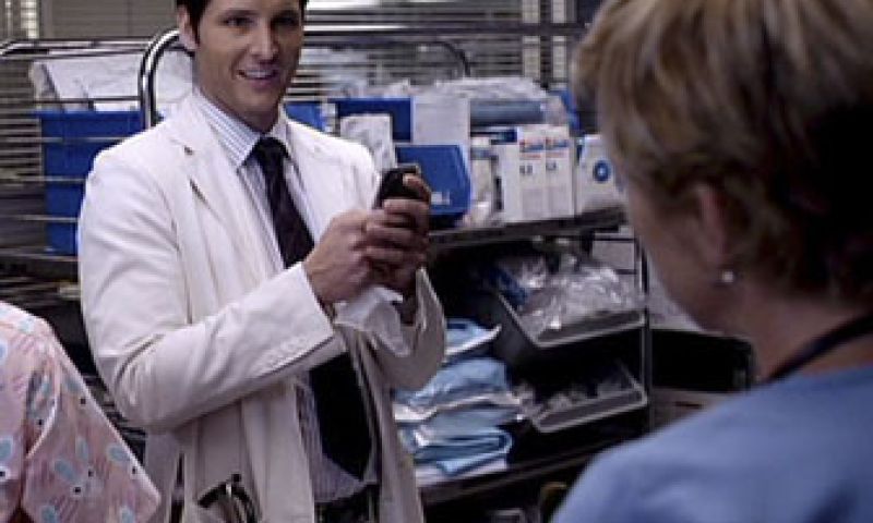 Acteur twittert tijdens uitzending