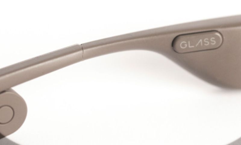 Kapotte Google Glass Bright-blogger alleen achter glas