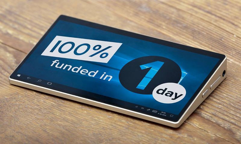 Nederlandse startup lanceert mini-pc met ingebouwd schermpje