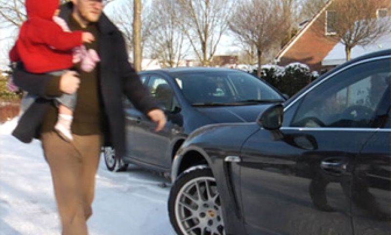 Cockpit: Porsche Panamera