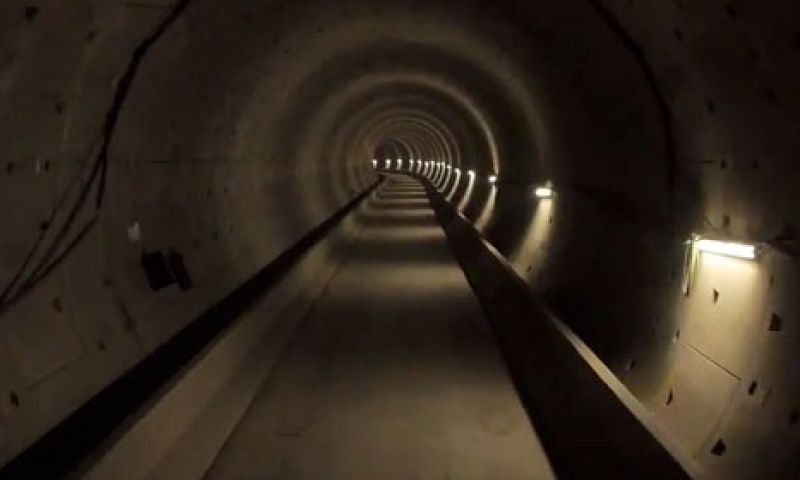 Vliegen door de Noord/Zuidlijn