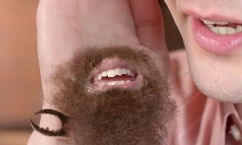 Rare reclame voor LG's G Flex