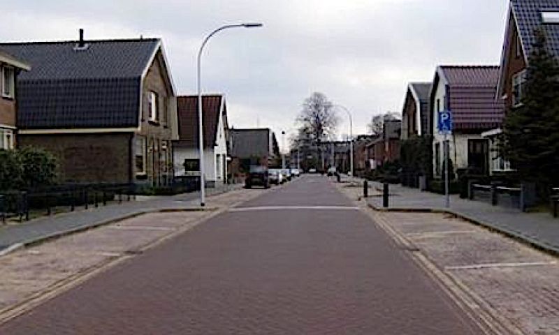 Nederlandse straat die uitlaatgassen 'eet' gaat wereld over