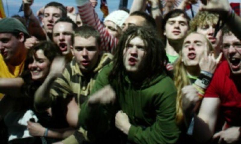 Vreemdste kersthit ooit, dankzij Facebook