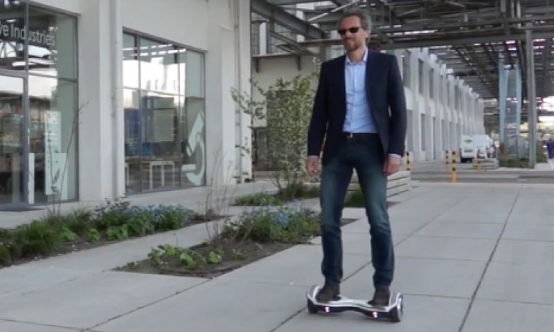 Gaat dit Nederlandse 'Segway'-skateboard wel aanslaan?