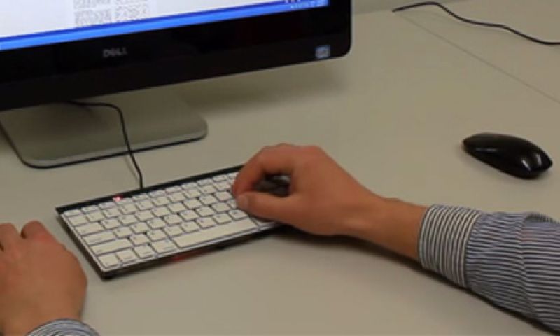 Dit toetsenbord herkent tal van gebaren boven de toetsen