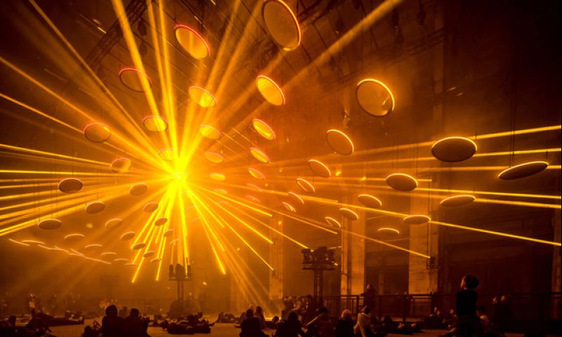 skalar lichtshow berlijn spectaculair gashouder