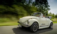 Thumbnail for article: Volkswagen helpt klassieke Kever ombouwen tot elektrische auto