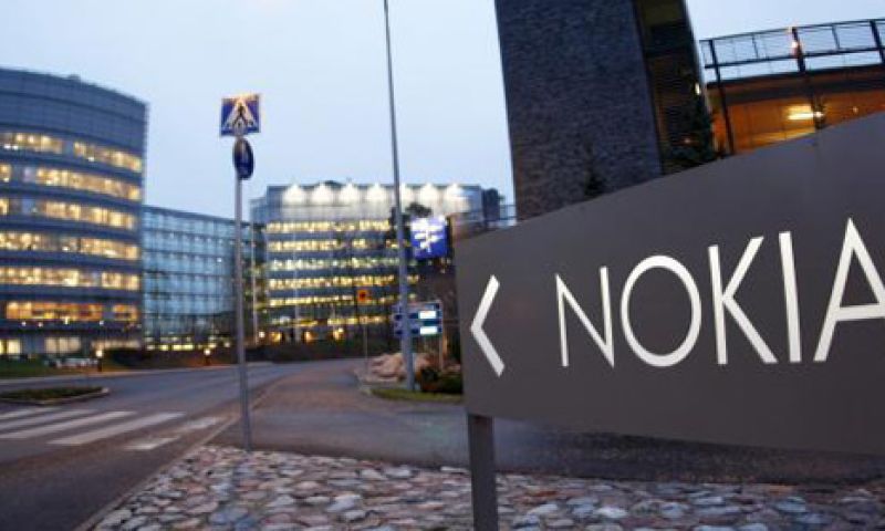 Microsoft neemt telefoontak Nokia over