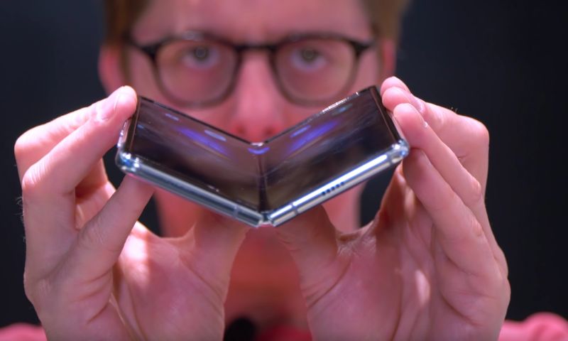 samsung galaxy fold nederland kopen verkrijgbaar introductie opvouwbare telefoon