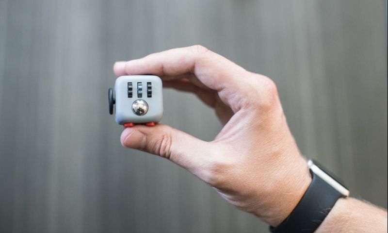 Dit kubusje om mee te friemelen is een Kickstarter-hit