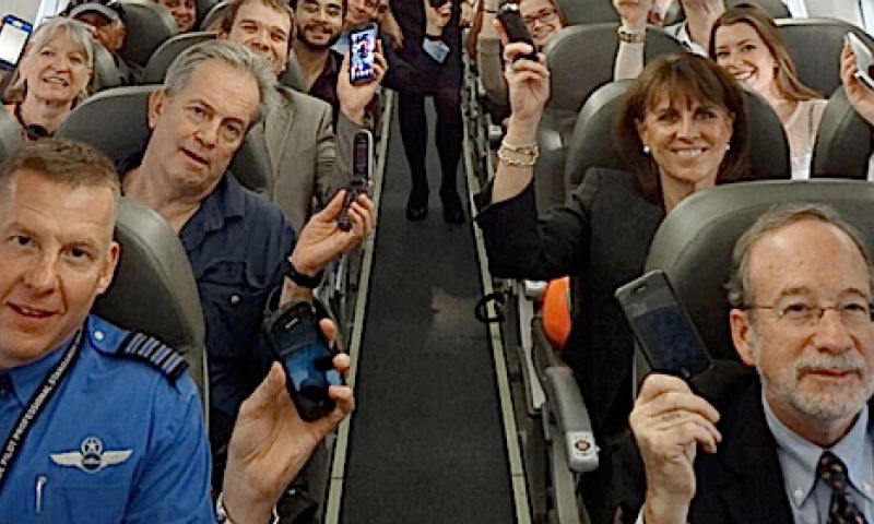 EU past regels over elektronica in het vliegtuig waarschijnlijk aan