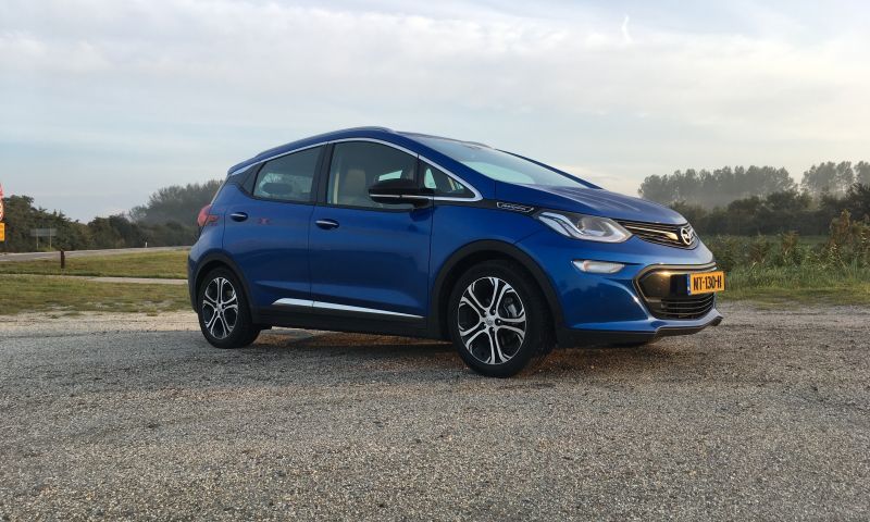 Opel Ampera E elektrische auto accu veiligheid brand gevaar