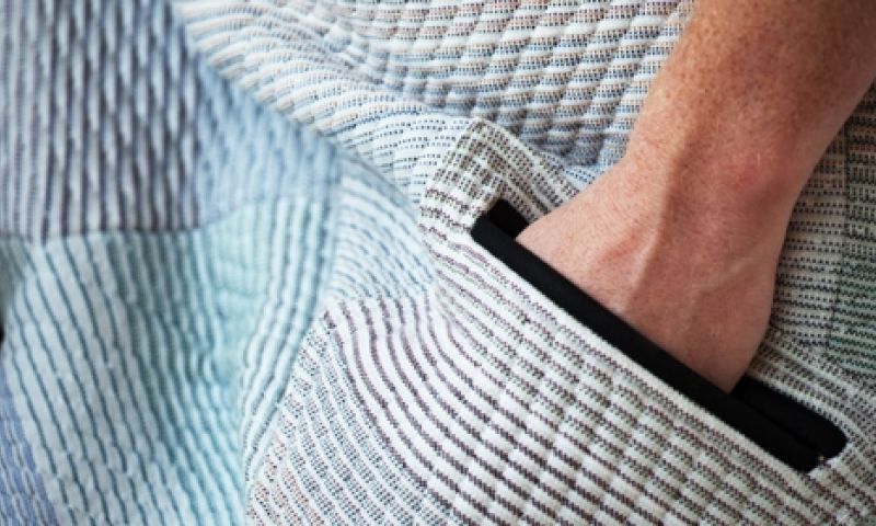 Bright Ideas 004: 3D-breien, poepanalyses, het failliet van de auto