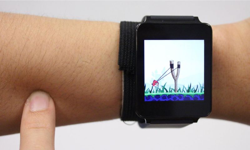 Je arm als smartwatch-touchscreen met SkinTrack
