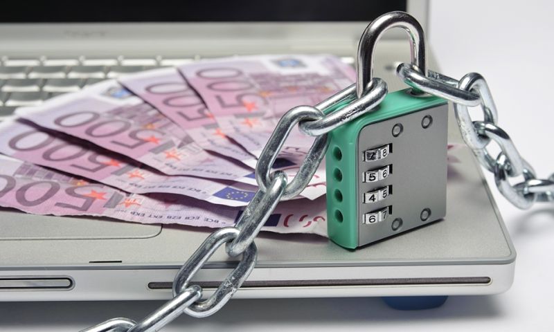 deepfake criminelen fraudeurs nepstem klonen bankroof 35 miljoen dollar