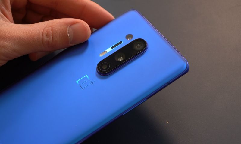 OnePlus past camerafilter aan die 'door materialen kan kijken'
