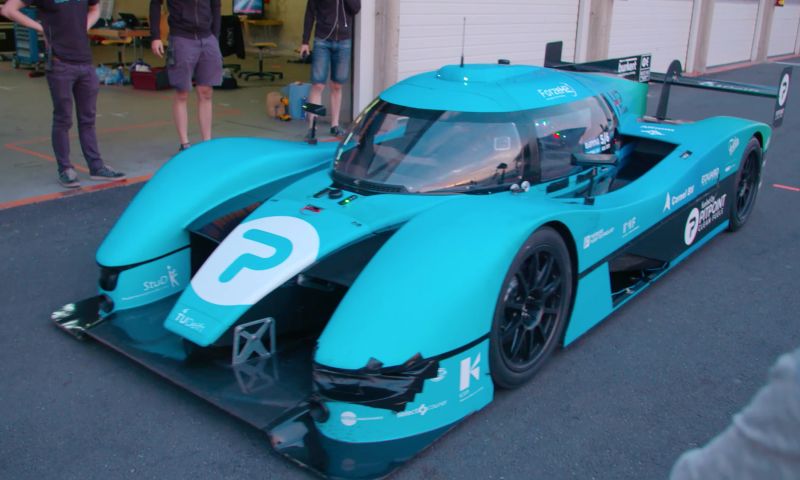 Auto van de toekomst: rijden en racen op waterstof